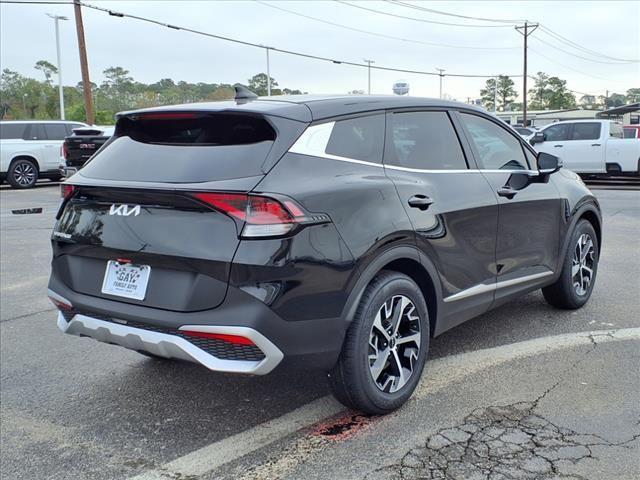 new 2025 Kia Sportage car, priced at $29,678