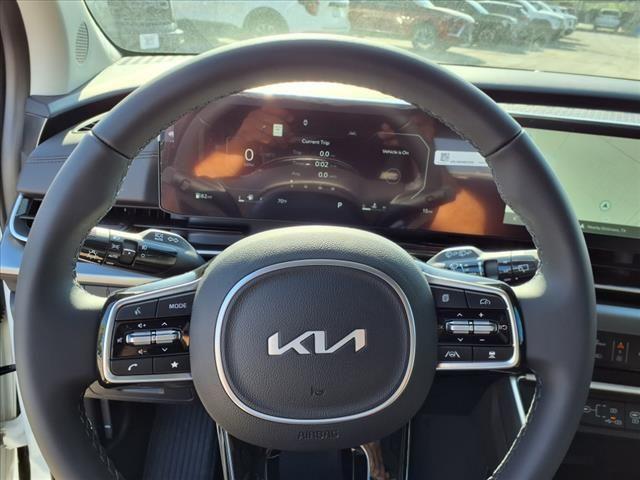 new 2025 Kia Carnival car, priced at $50,330