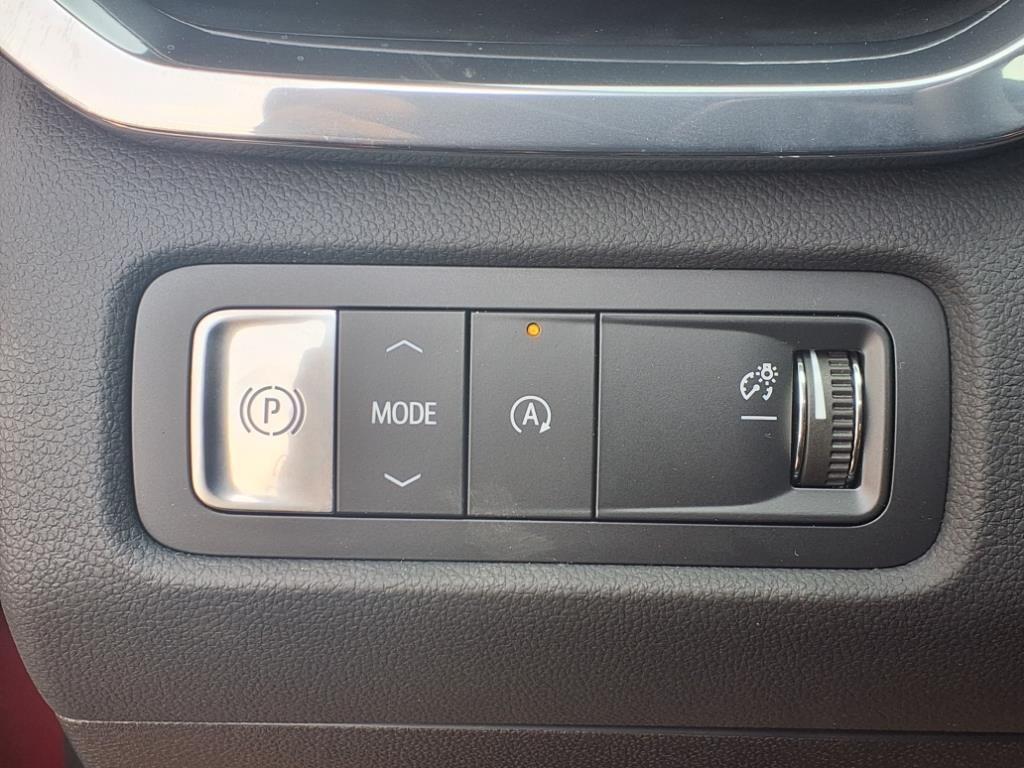 new 2026 GMC Acadia car, priced at $48,680