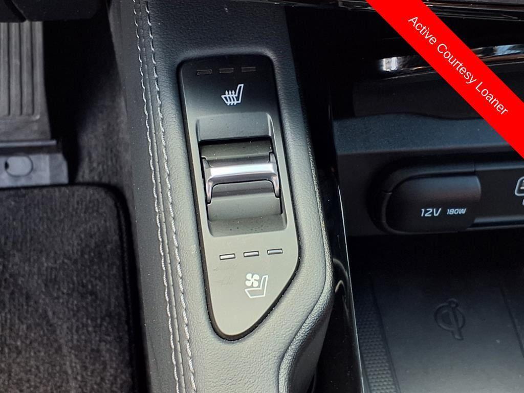 used 2024 Kia Telluride car, priced at $40,995