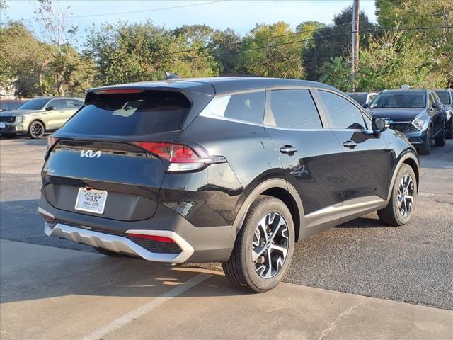 new 2025 Kia Sportage car, priced at $29,606