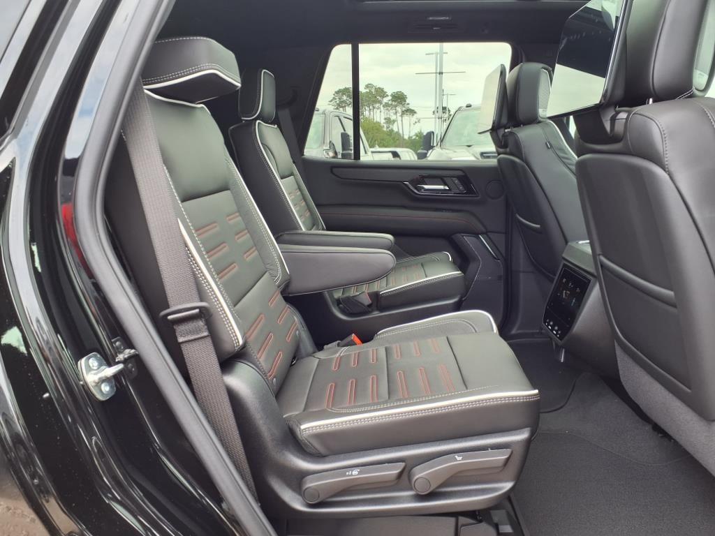 new 2025 GMC Yukon car, priced at $102,334