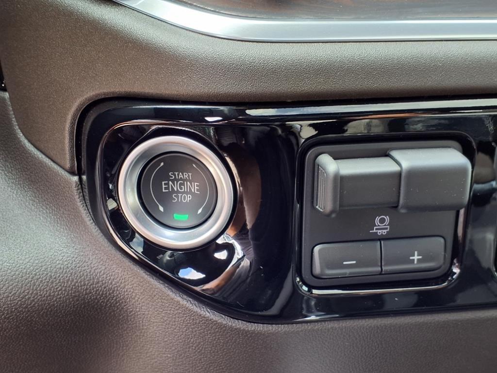 new 2025 GMC Sierra 1500 car, priced at $60,991