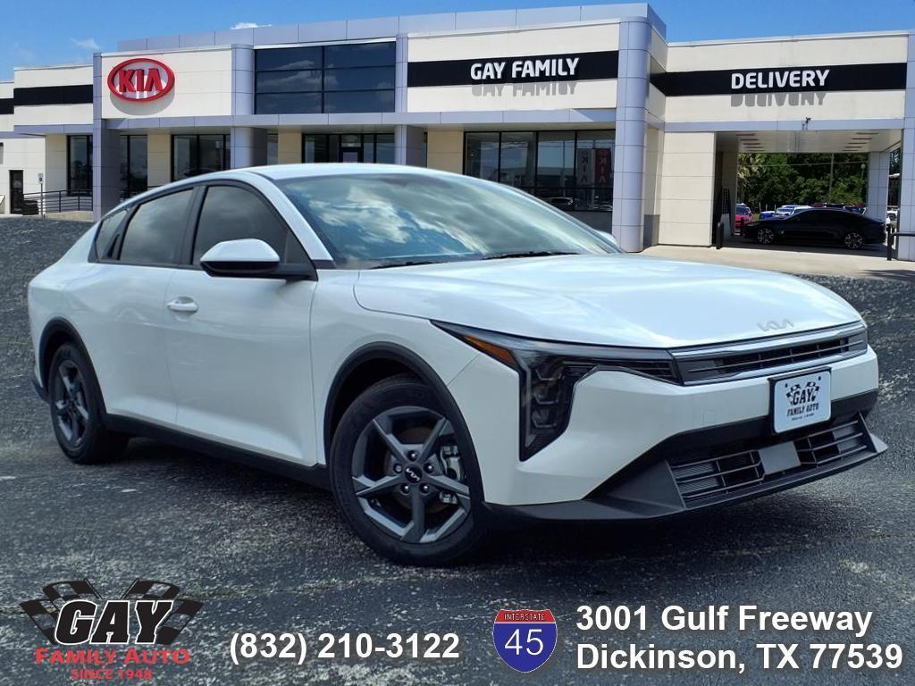 new 2025 Kia K4 car, priced at $23,313