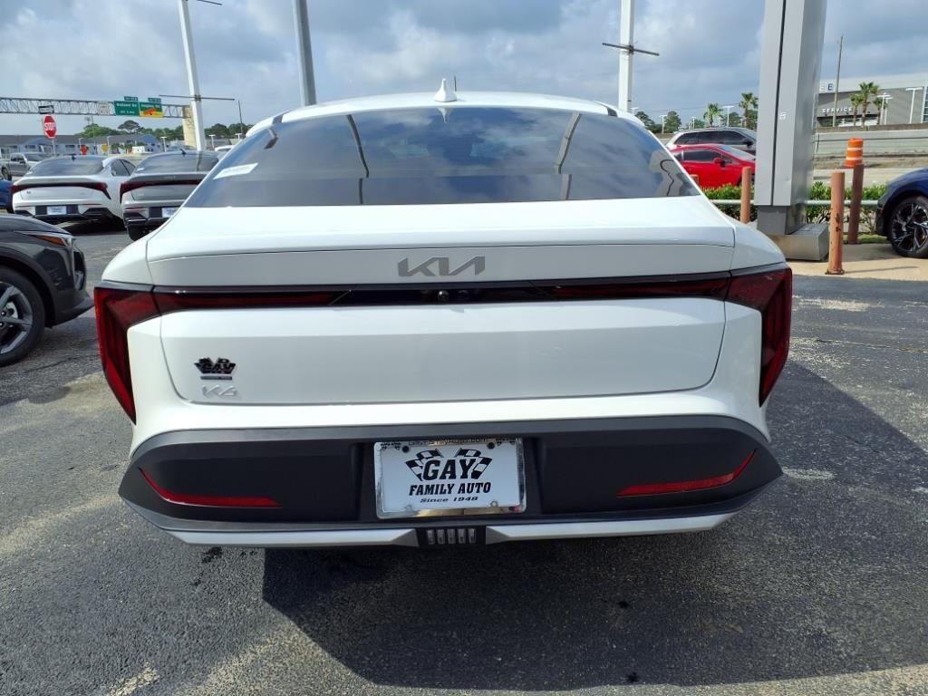 new 2025 Kia K4 car, priced at $23,313