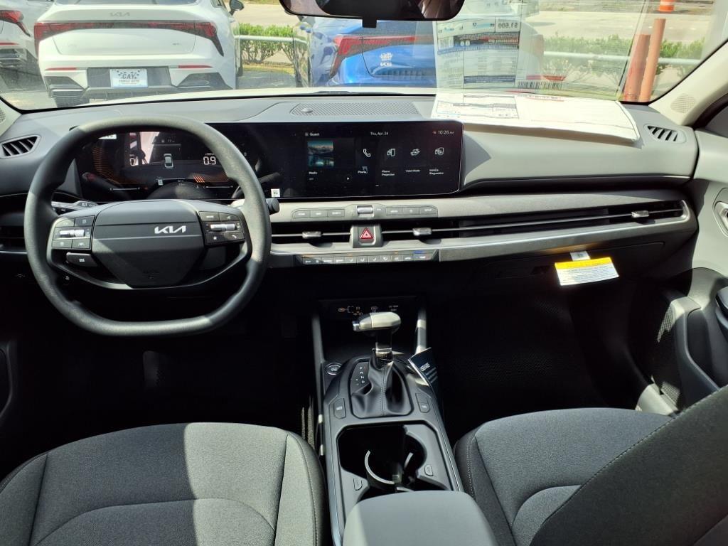 new 2025 Kia K4 car, priced at $23,313