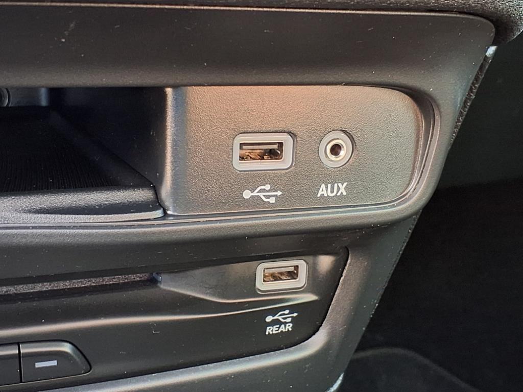 used 2020 Chrysler Pacifica Hybrid car, priced at $20,892