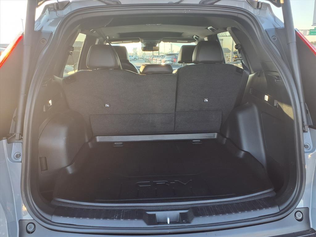 used 2025 Honda CR-V Hybrid car, priced at $37,991