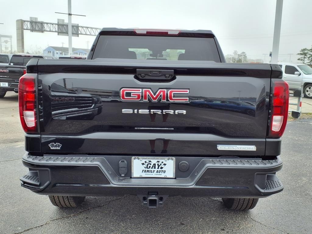 new 2025 GMC Sierra 1500 car, priced at $47,528