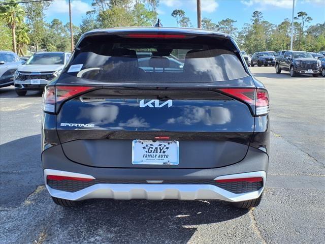 new 2025 Kia Sportage car, priced at $28,106