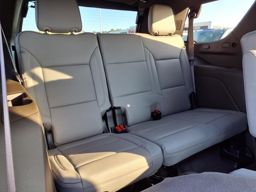 new 2025 GMC Yukon car, priced at $73,685