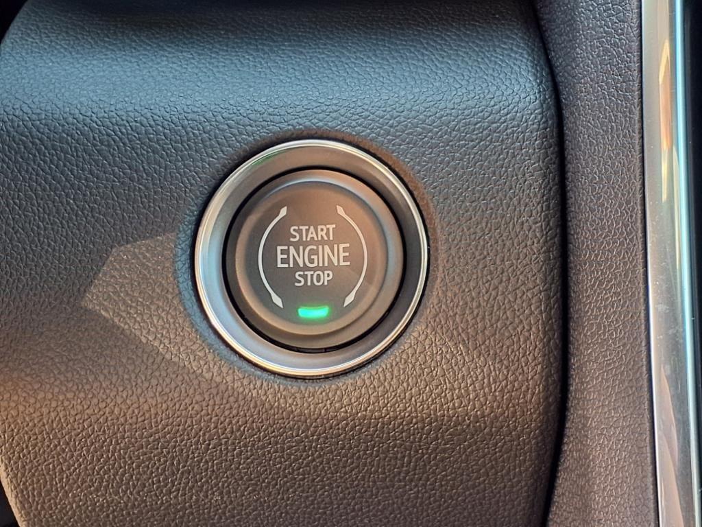 new 2025 GMC Acadia car, priced at $42,879
