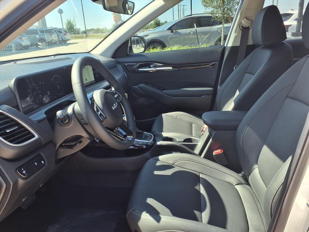 new 2026 Kia Seltos car, priced at $27,345