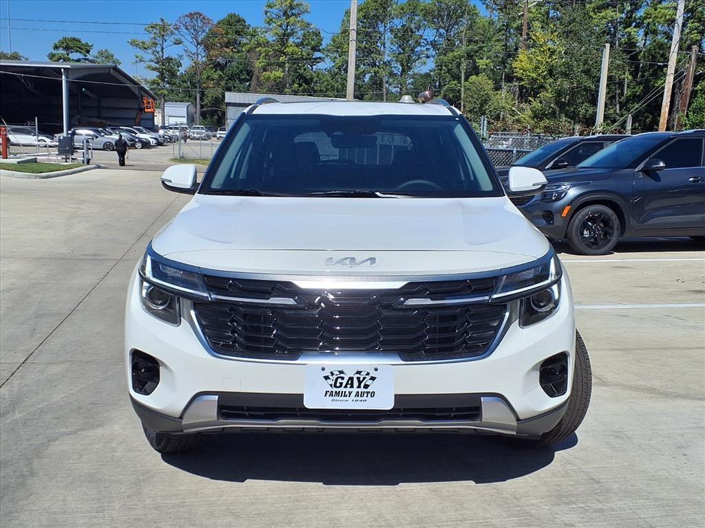 new 2026 Kia Seltos car, priced at $27,345