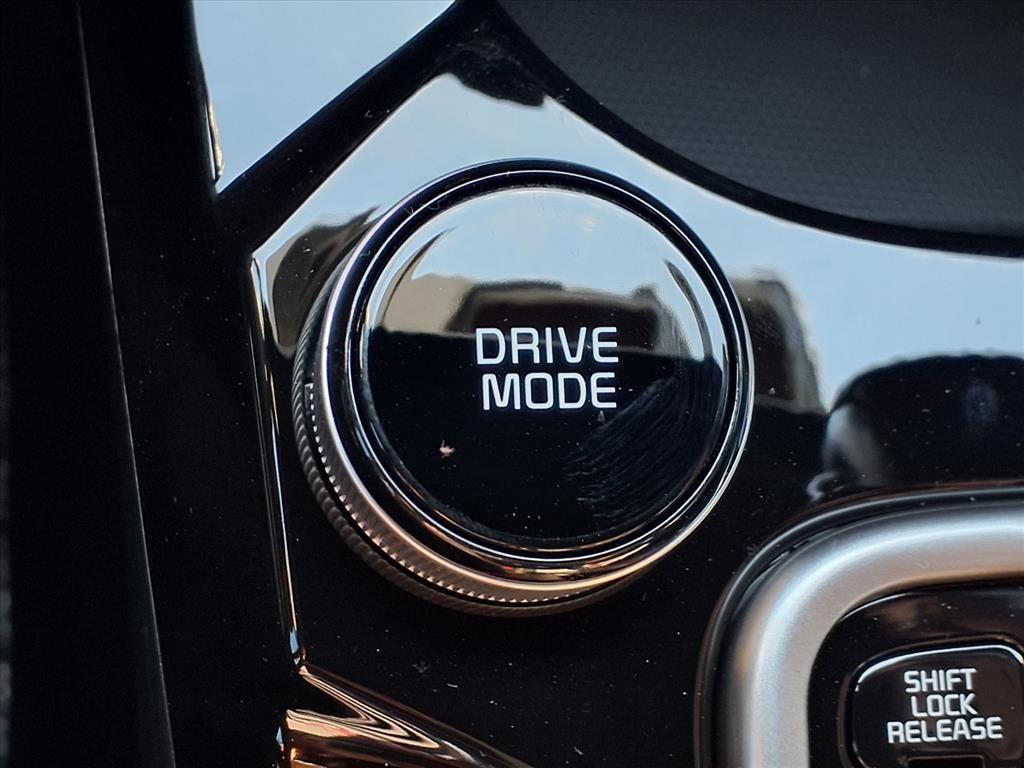 new 2026 Kia Seltos car, priced at $27,345