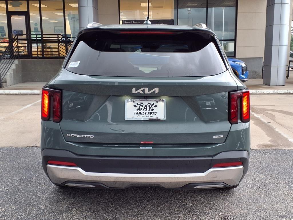 new 2025 Kia Sorento Hybrid car, priced at $41,282