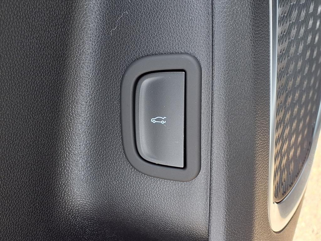 new 2026 Buick Enclave car, priced at $53,979