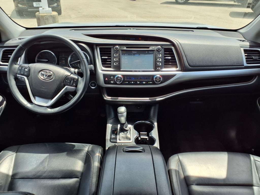 used 2016 Toyota Highlander car, priced at $15,991
