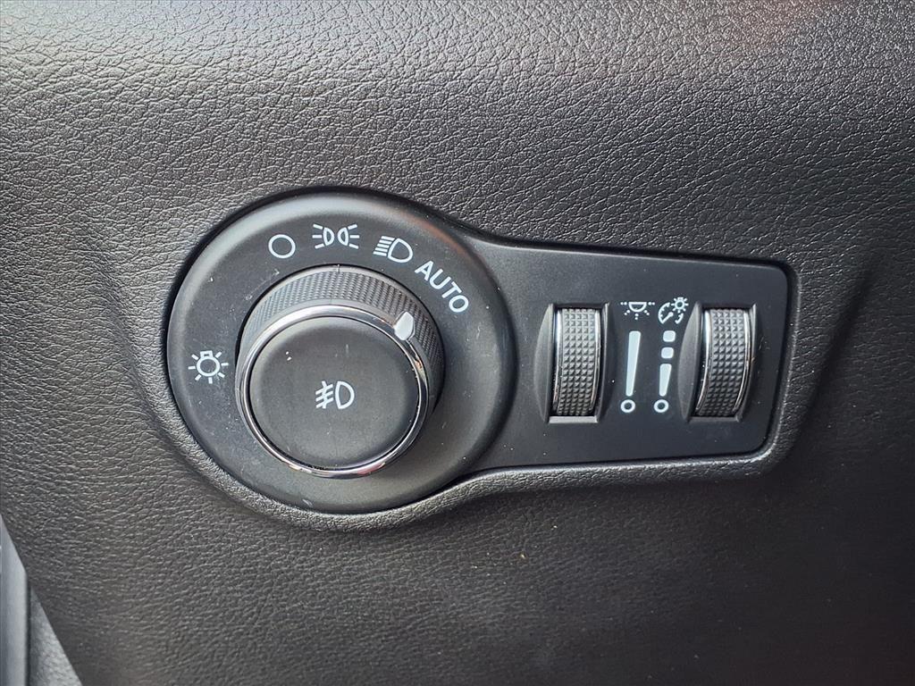 used 2022 Jeep Compass car, priced at $18,991