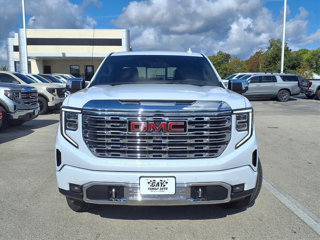 new 2026 GMC Sierra 1500 car, priced at $73,029