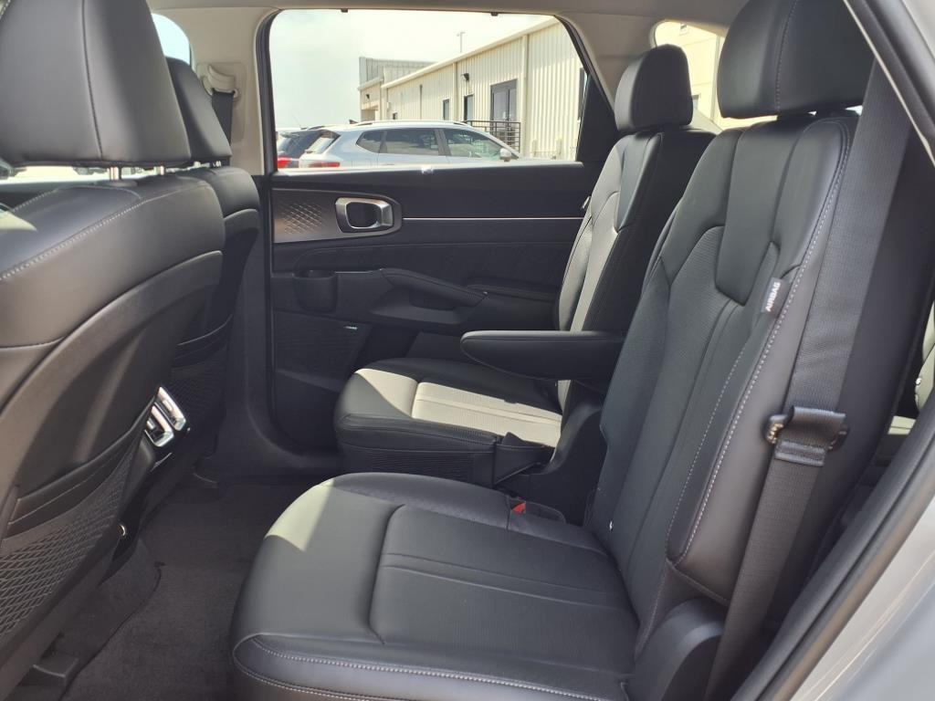 new 2026 Kia Sorento car, priced at $44,265