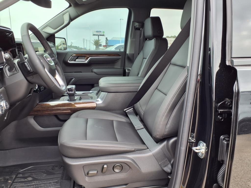 new 2025 GMC Sierra 1500 car, priced at $60,489