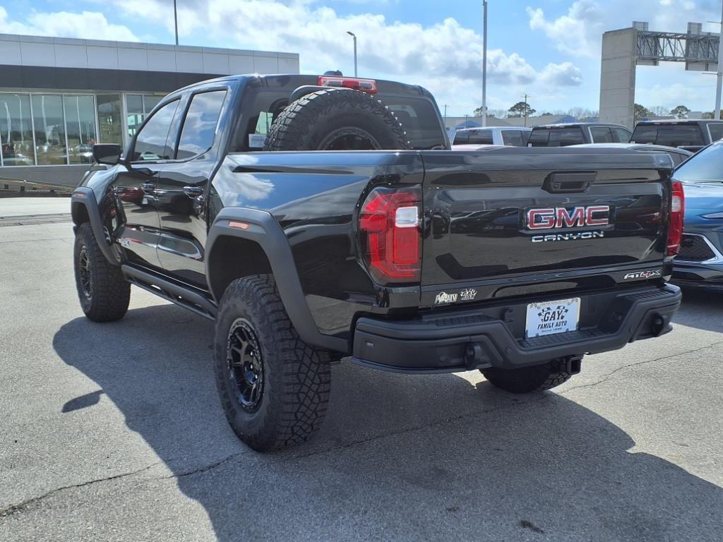 new 2025 GMC Canyon car, priced at $71,589