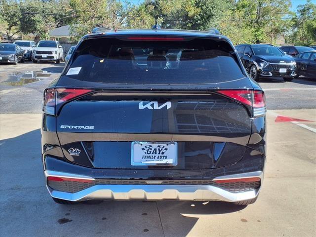 new 2025 Kia Sportage car, priced at $31,038