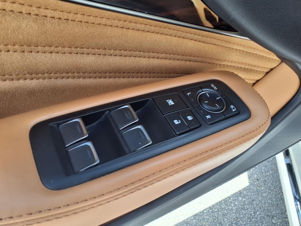 used 2021 Lexus LS 500 car, priced at $53,991