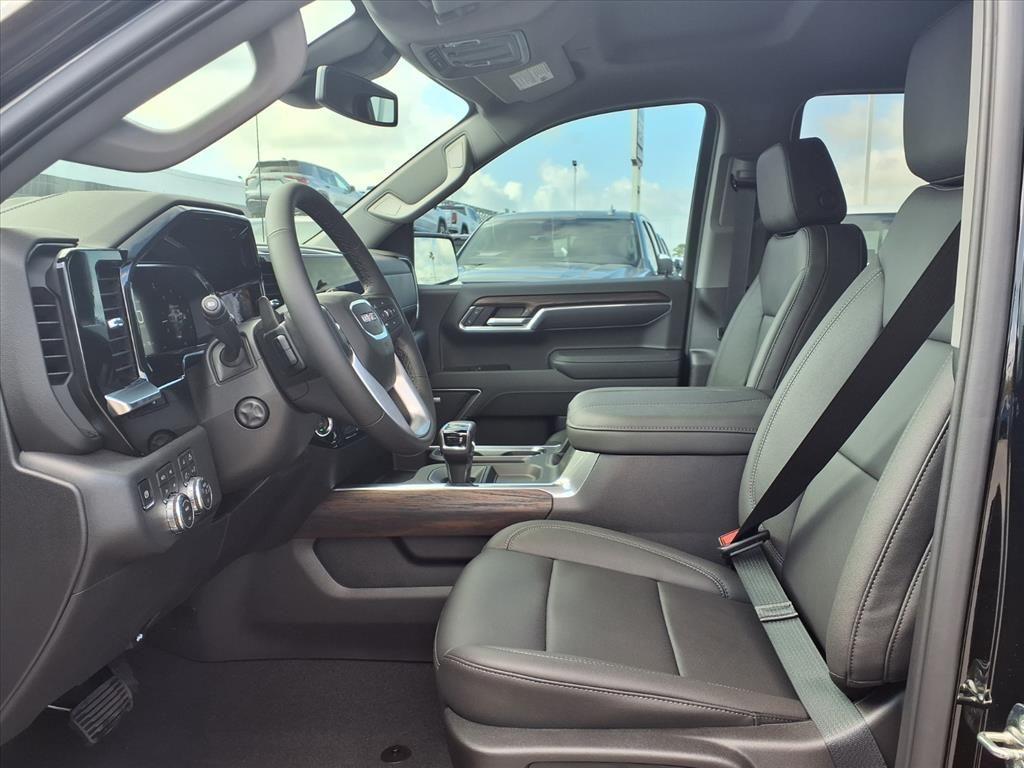 new 2026 GMC Sierra 1500 car, priced at $59,712