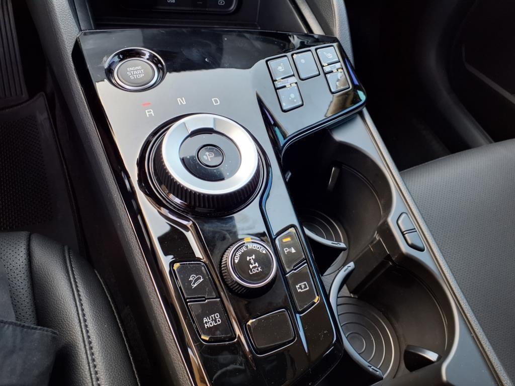 new 2025 Kia Sportage Hybrid car, priced at $32,899