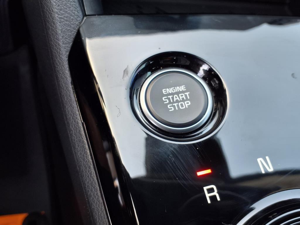 new 2025 Kia Sportage Hybrid car, priced at $32,899