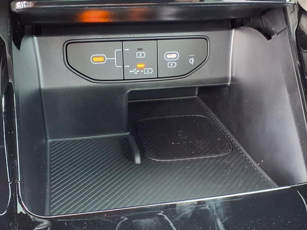 new 2025 Kia Sorento Hybrid car, priced at $46,165
