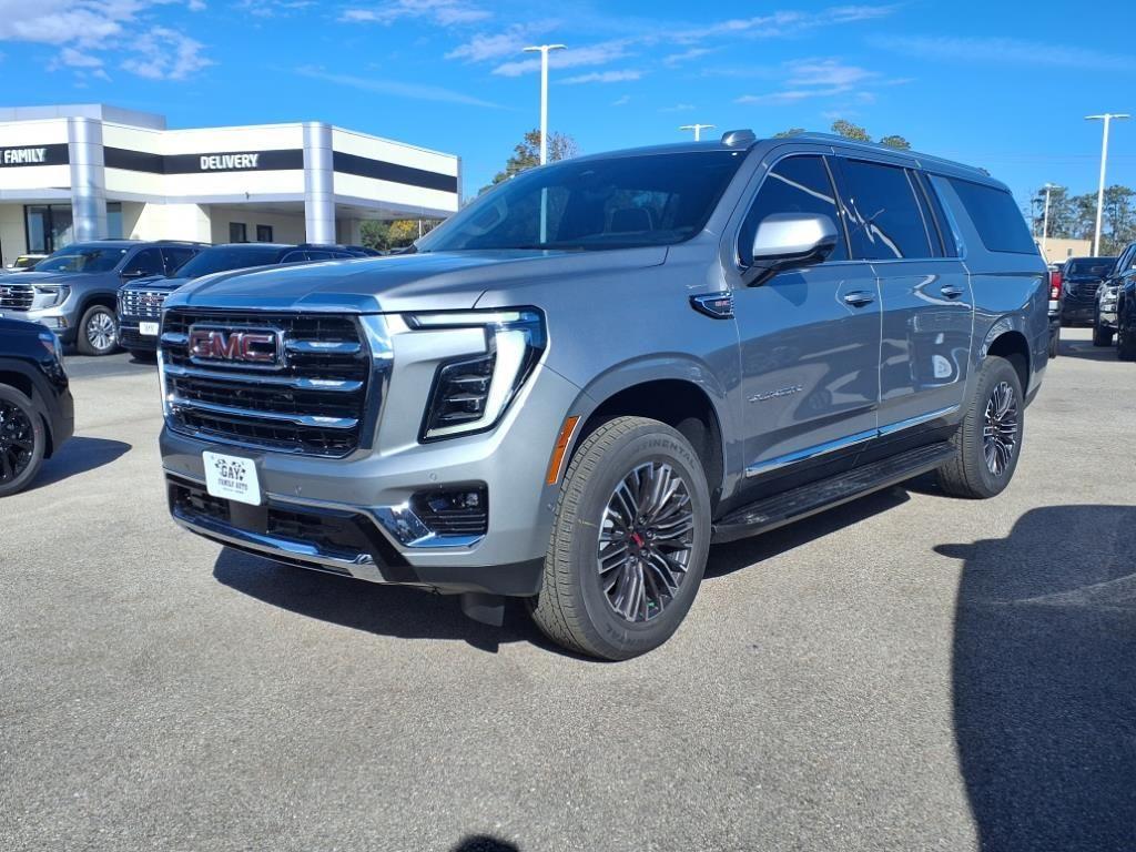 new 2025 GMC Yukon XL car, priced at $75,235