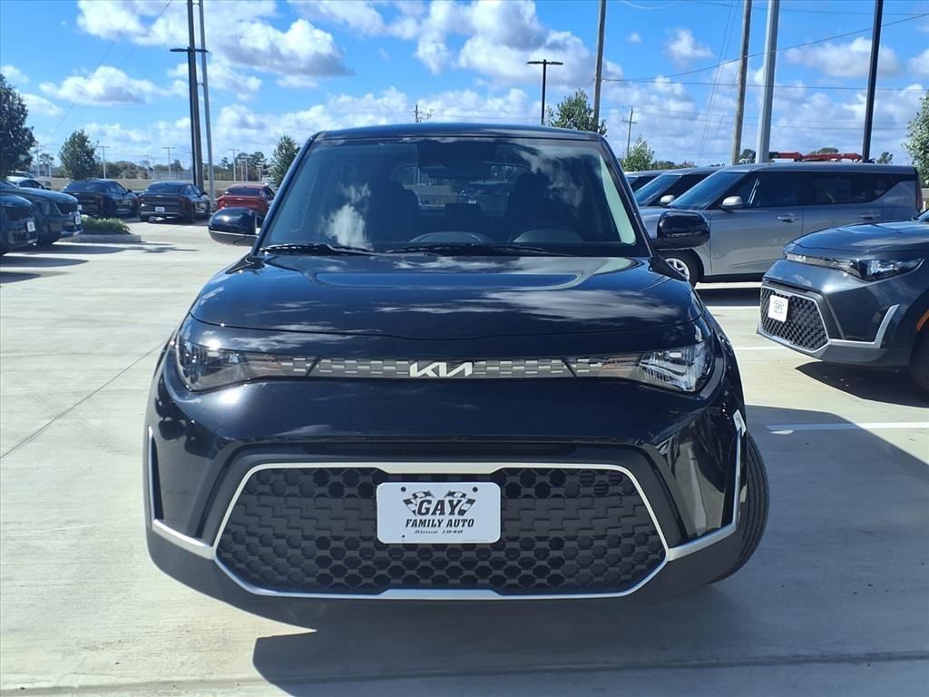 new 2025 Kia Soul car, priced at $21,398