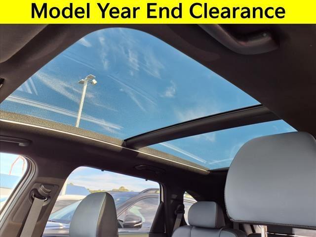 new 2025 Kia Sorento Hybrid car, priced at $43,345