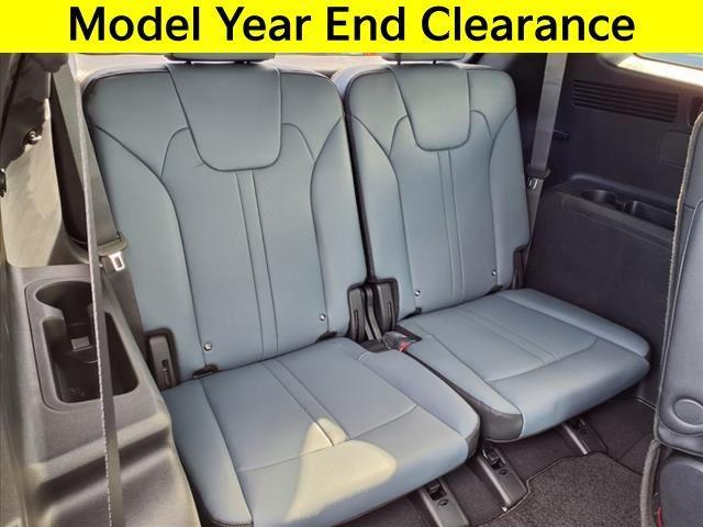 new 2025 Kia Sorento Hybrid car, priced at $43,345
