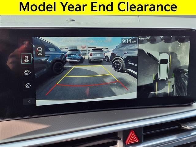 new 2025 Kia Sorento Hybrid car, priced at $43,345