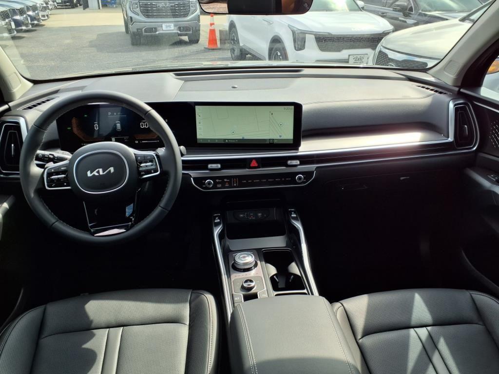 new 2025 Kia Sorento Hybrid car, priced at $41,282