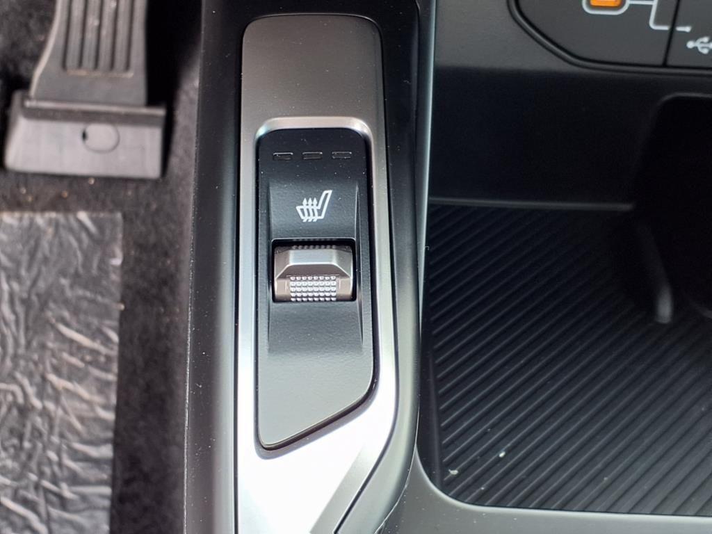new 2025 Kia Sorento Hybrid car, priced at $41,282