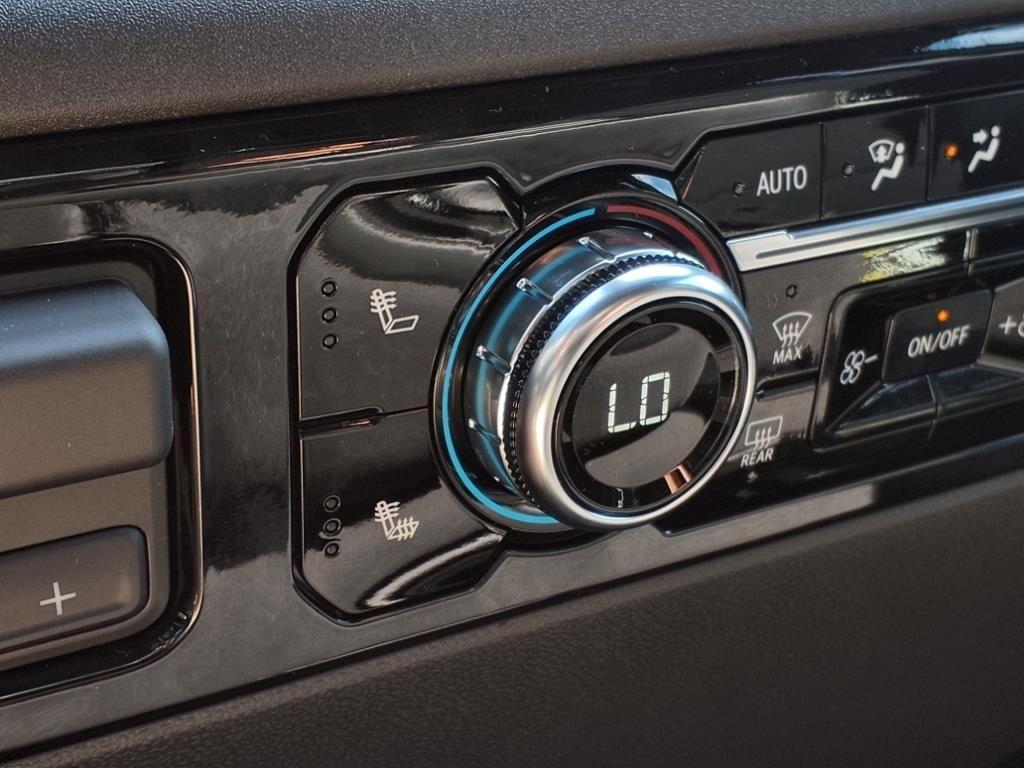 new 2025 GMC Sierra 1500 car, priced at $44,495