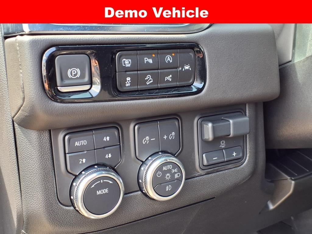 new 2025 GMC Yukon car, priced at $71,725
