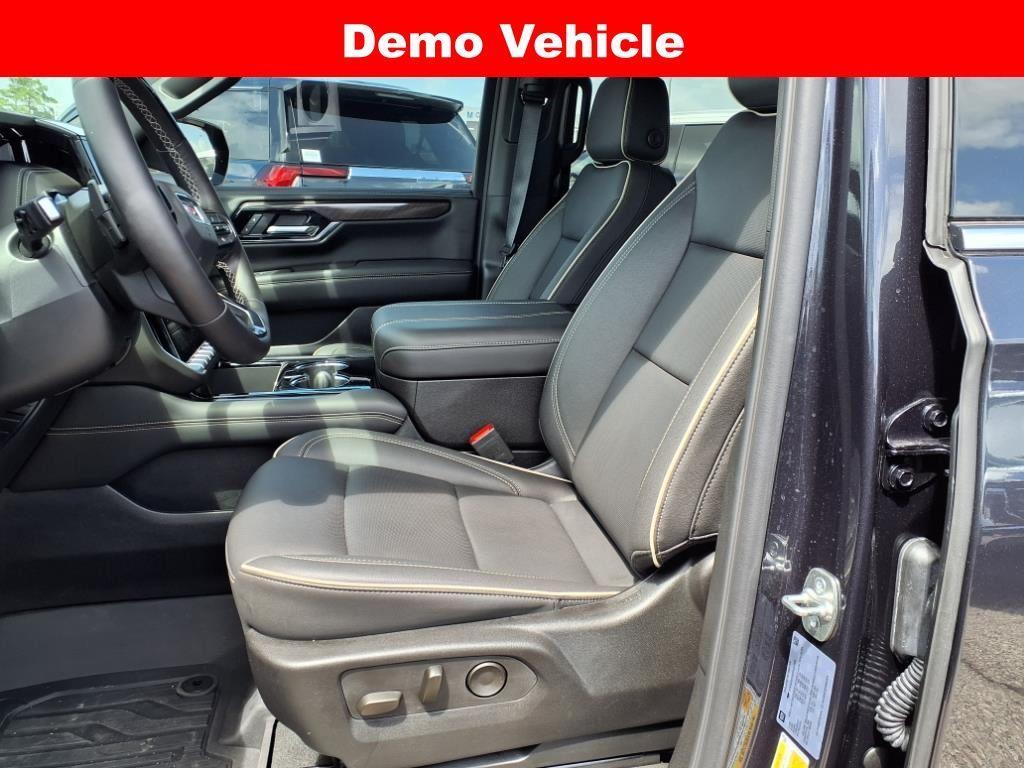 new 2025 GMC Yukon car, priced at $71,725