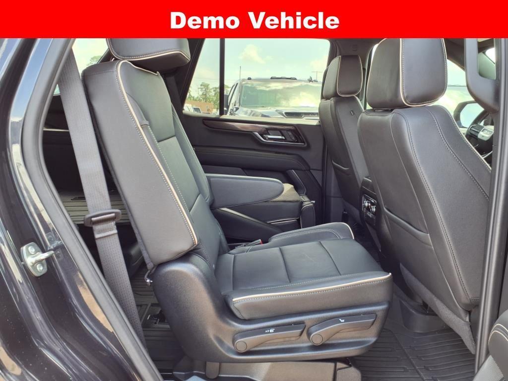 new 2025 GMC Yukon car, priced at $71,725