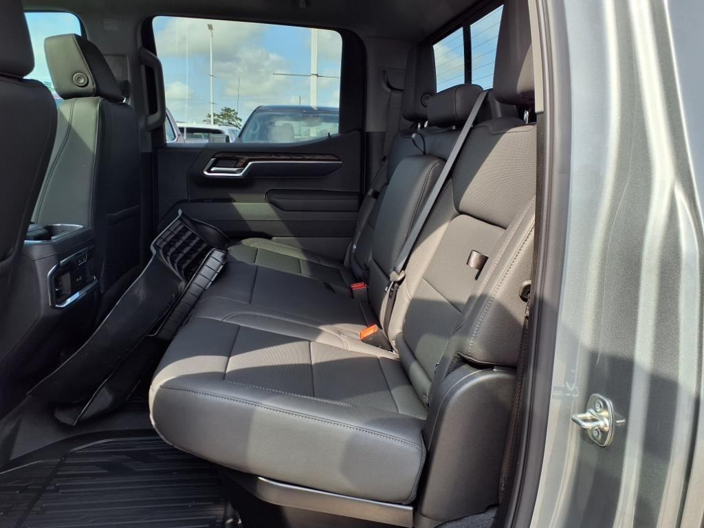 new 2025 GMC Sierra 1500 car, priced at $60,653