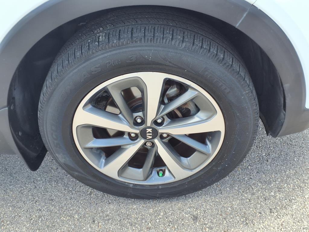 used 2019 Kia Sorento car, priced at $18,991