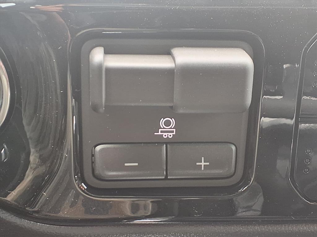 new 2026 GMC Sierra 1500 car, priced at $56,395