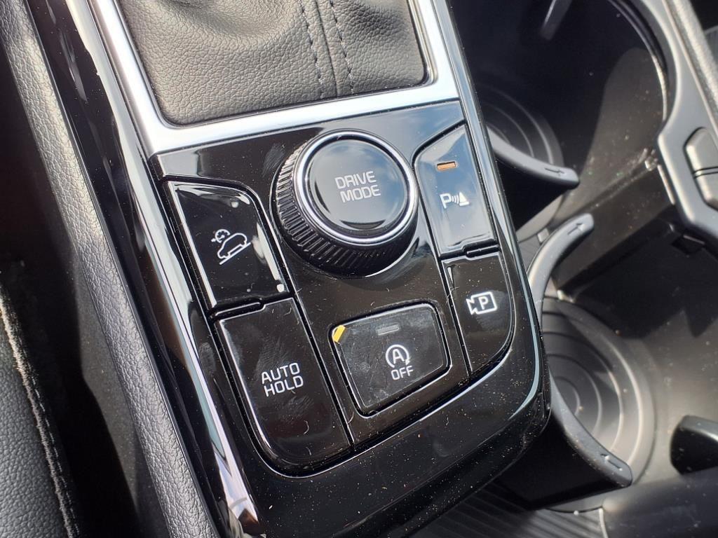 new 2025 Kia Sportage car, priced at $30,053