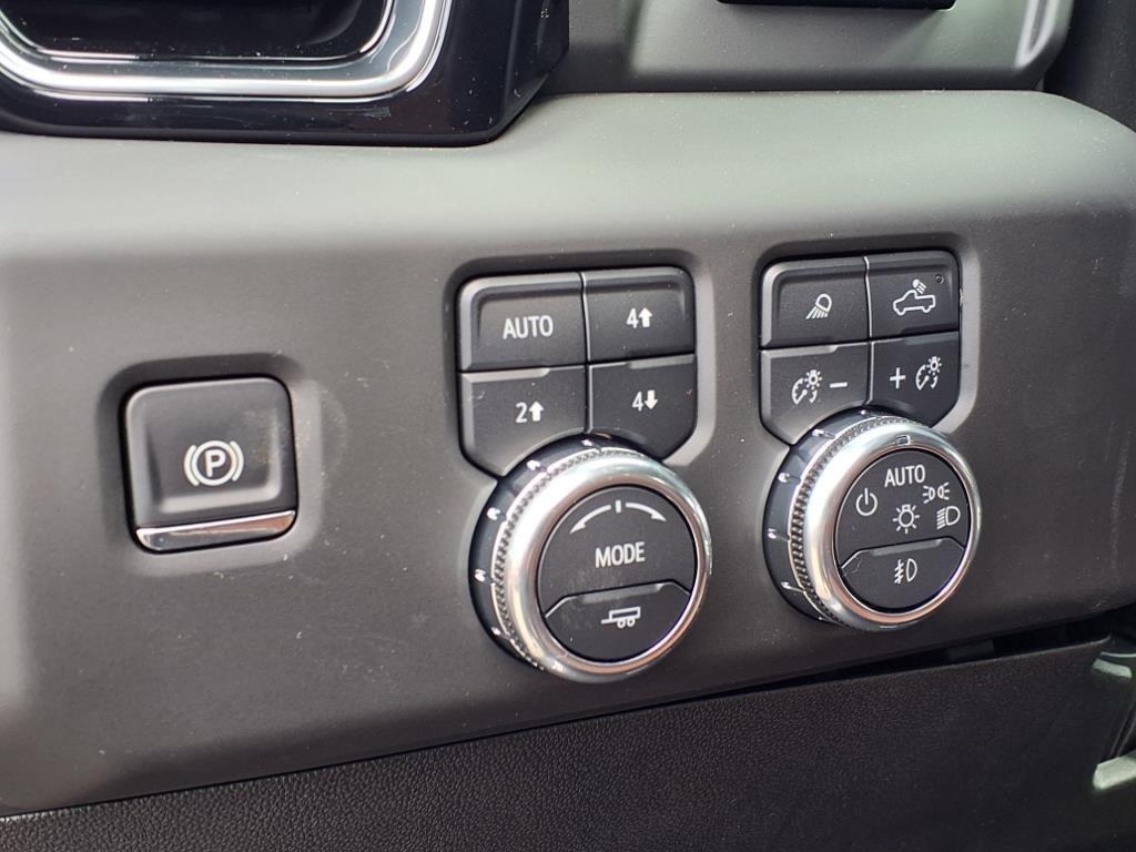 new 2025 GMC Sierra 3500 car, priced at $97,994