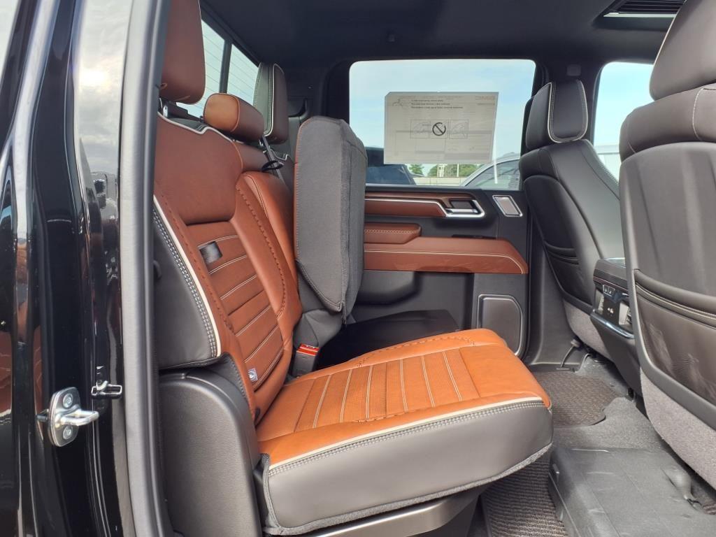 new 2025 GMC Sierra 3500 car, priced at $97,994